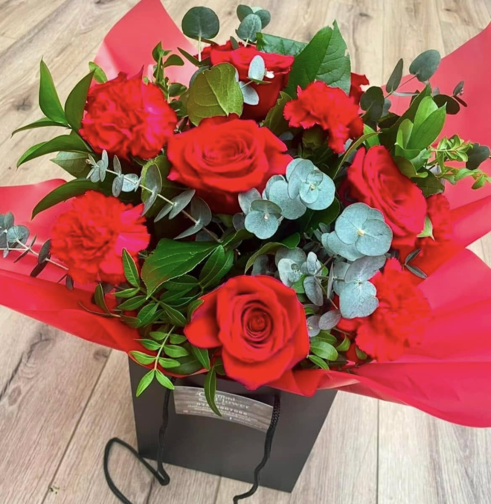 Scarlet Love